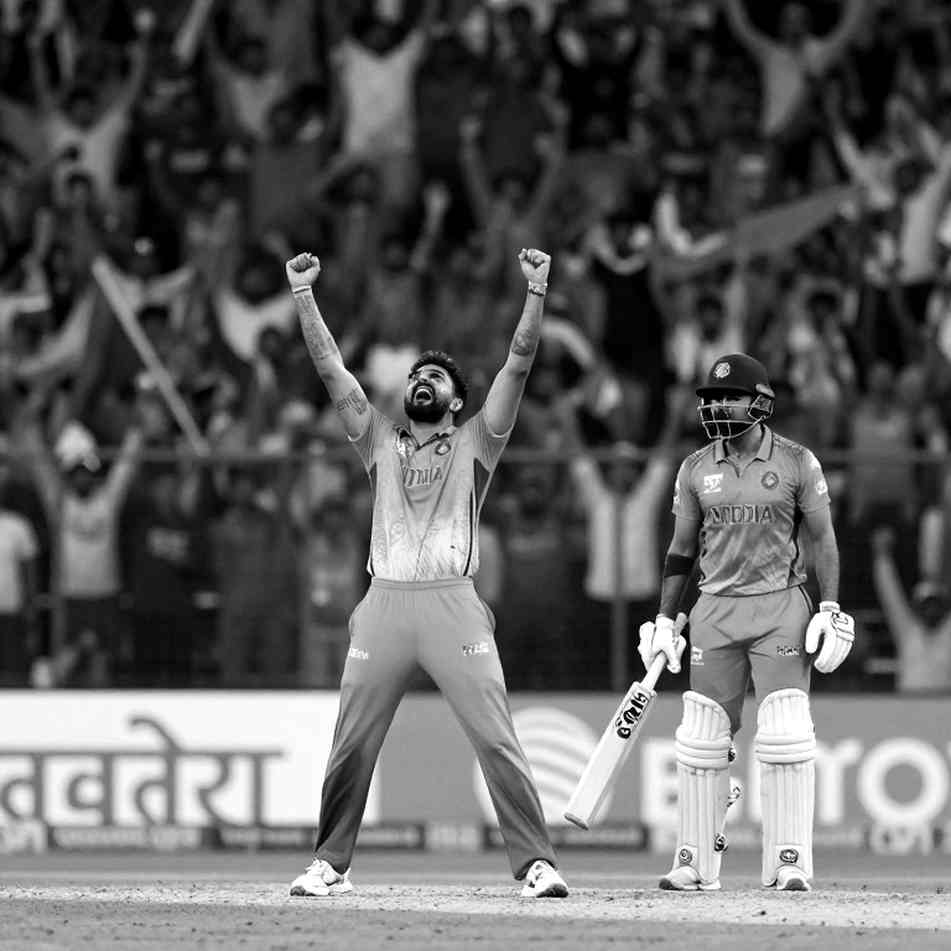 লাল বলের ঘড়ি: নর্টজে, কিংসমিড আর এক্সপ্রেস পেসের হিসাবের খাতা লাল বলের ঘড়ি: নর্টজে, কিংসমিড আর এক্সপ্রেস পেসের হিসাবের খাতা