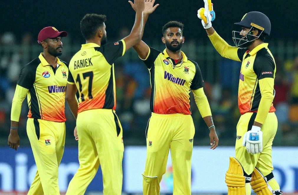 এক ওভার পিছিয়ে জরিমানা, কিন্তু আসল গল্পটা ৩৪ ওভারে শেষ হওয়া ইনিংস