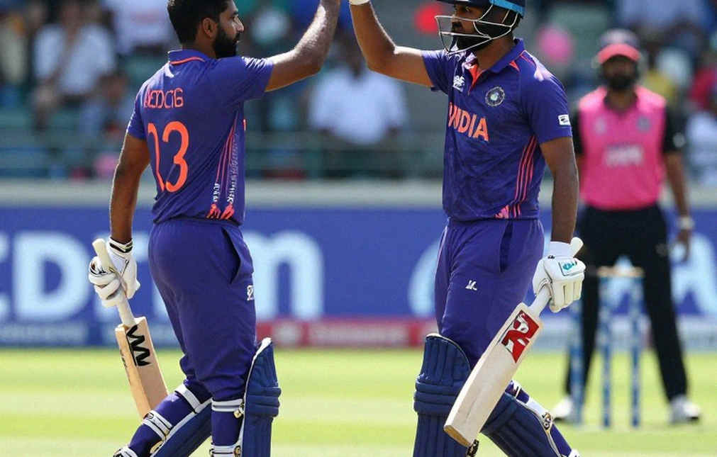 খাতার হাশিয়া থেকে স্মার্ট চুক্তি: ক্রিকেটের টাকার প্রবাহে ব্লকচেইনের নিঃশব্দ ঢালাই